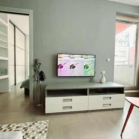 Urban Oasis: Stylish Retreat Apartment Zagreb Exterior foto