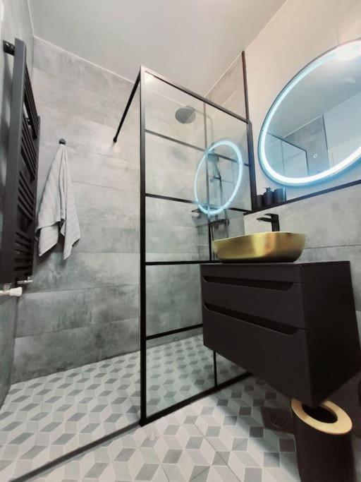 Urban Oasis: Stylish Retreat Apartment Zagreb Exterior foto